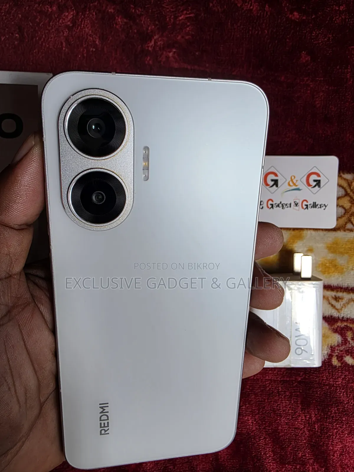 শাওমি রেডমি টার্বো ৪ প্রো ২৫৬ জিবি হোয়াইট