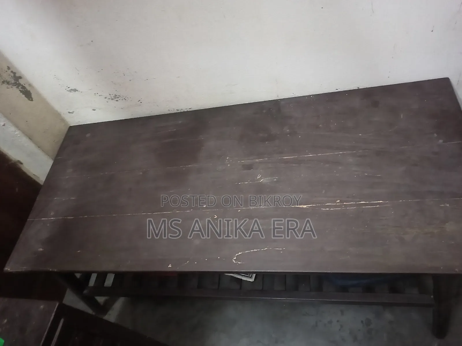 ব্যবহৃত ডাবল পার্টের মজবুত শারী শিরিষ কাঠের সেন্টার টেবিল / টি-টেবিল