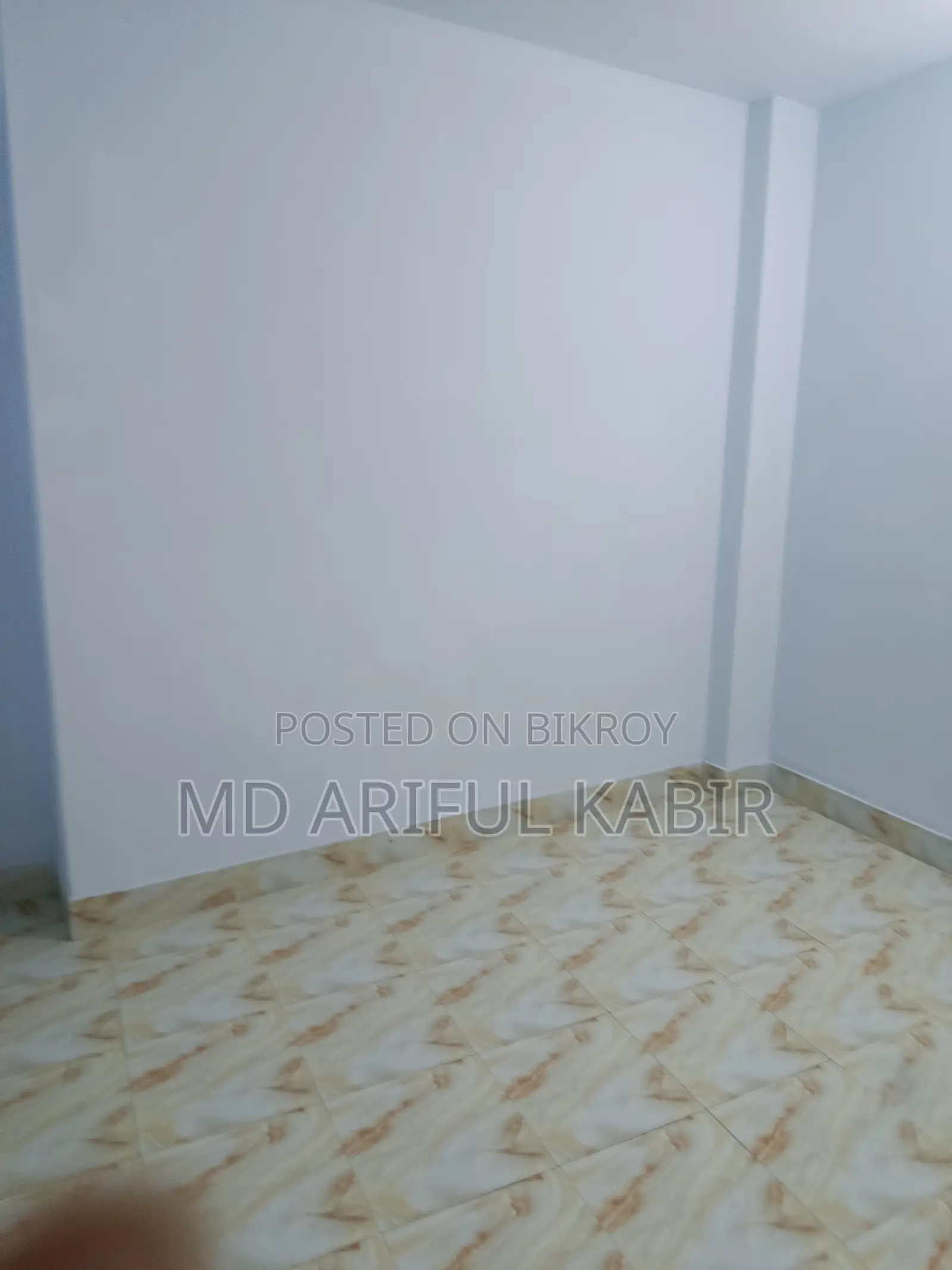 রোকনপুর, সূত্রাপুরে সাজানো ২ বেডরুমের অ্যাপার্টমেন্ট বিক্রয়
