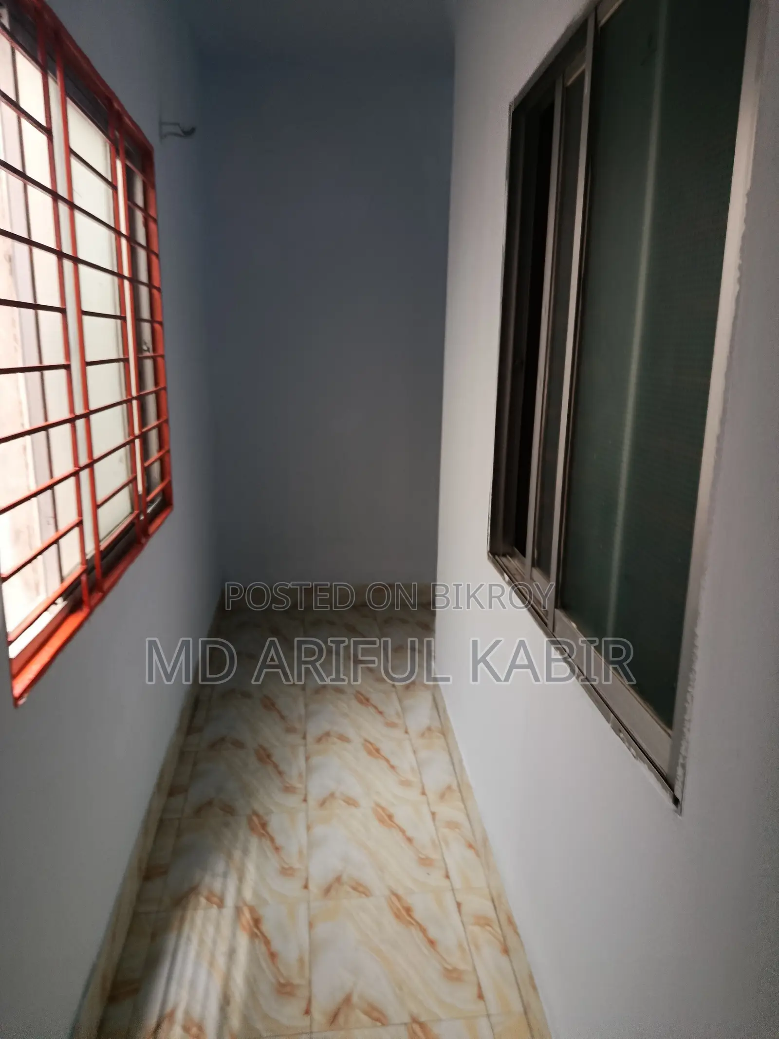 রোকনপুর, সূত্রাপুরে সাজানো ২ বেডরুমের অ্যাপার্টমেন্ট বিক্রয়
