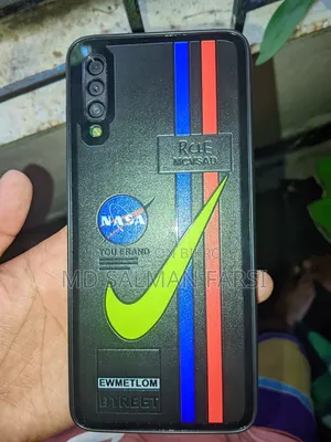 স্যামসাং গ্যালাক্সি এ৭০ ১২৮ জিবি কালো