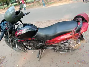 Hero Glamour 2009 Black