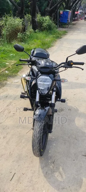 নিউ সুজুকি জিক্সার ২০২৪ ব্ল্যাক