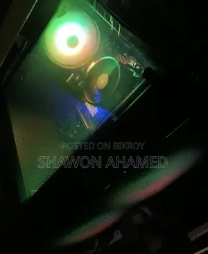 Desktop Computer MSI Model 16GB AMD Ryzen 7 SSD 256GB