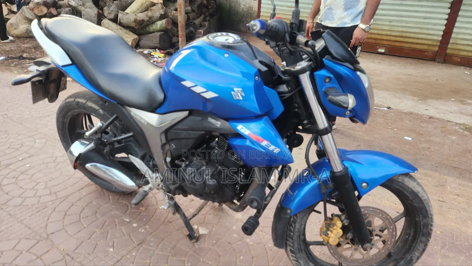 সুজুকি গিক্সার ২০১৯ নীল