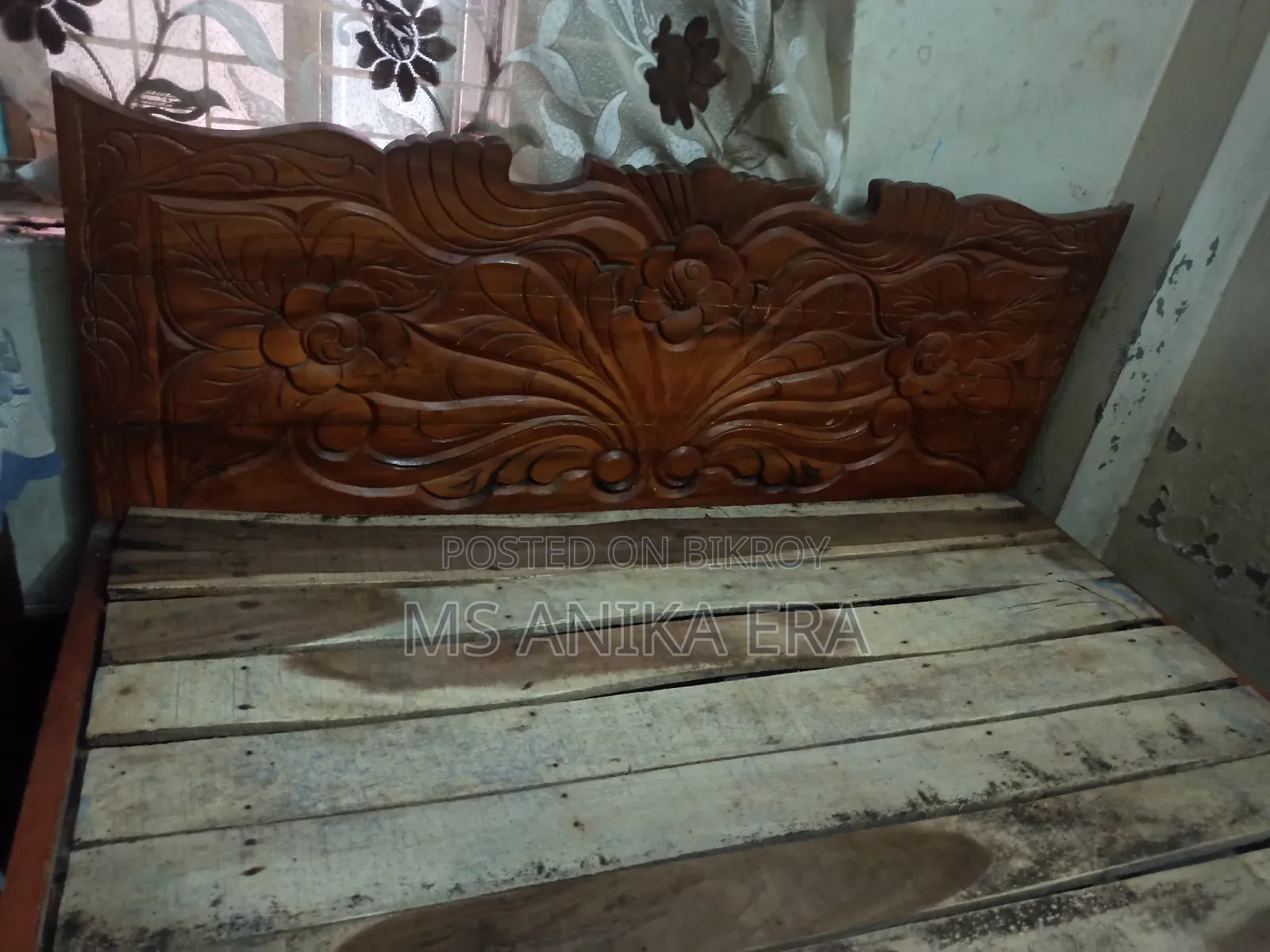 ব্যবহৃত সারি শিরিষ কাঠের মজবুত সেমি-ডাবল খাট বিক্রি হবে
