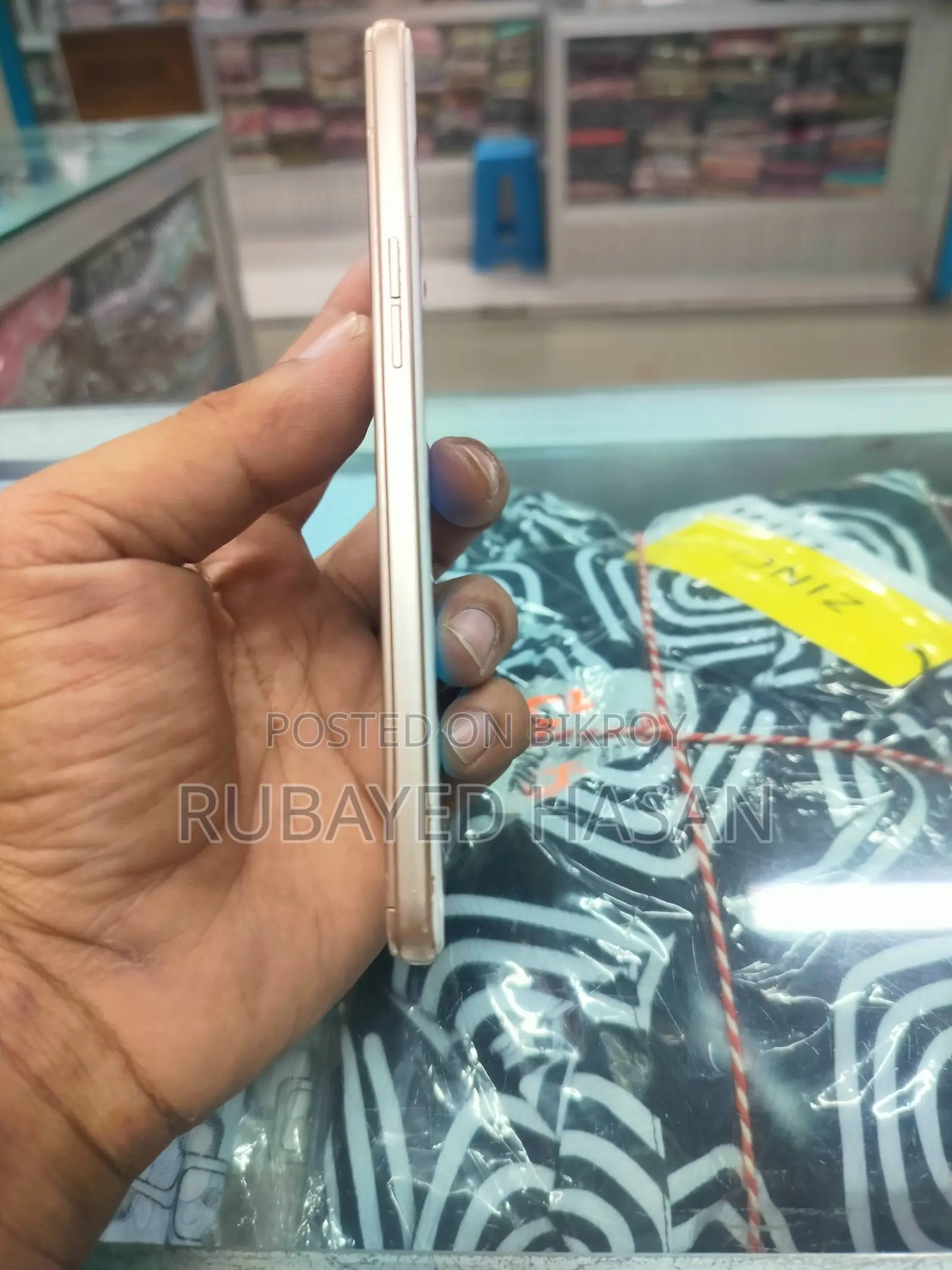 অপ্পো এ৩৭ ১৬ জিবি গোল্ড