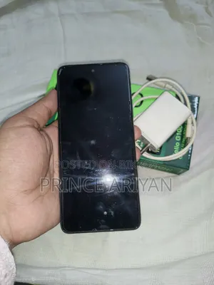 ইনফিনিক্স হট ৫০ ১২৮ জিবি কালো