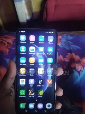 ভিভো ভি১৫ ২৫৬ জিবি হোয়াইট