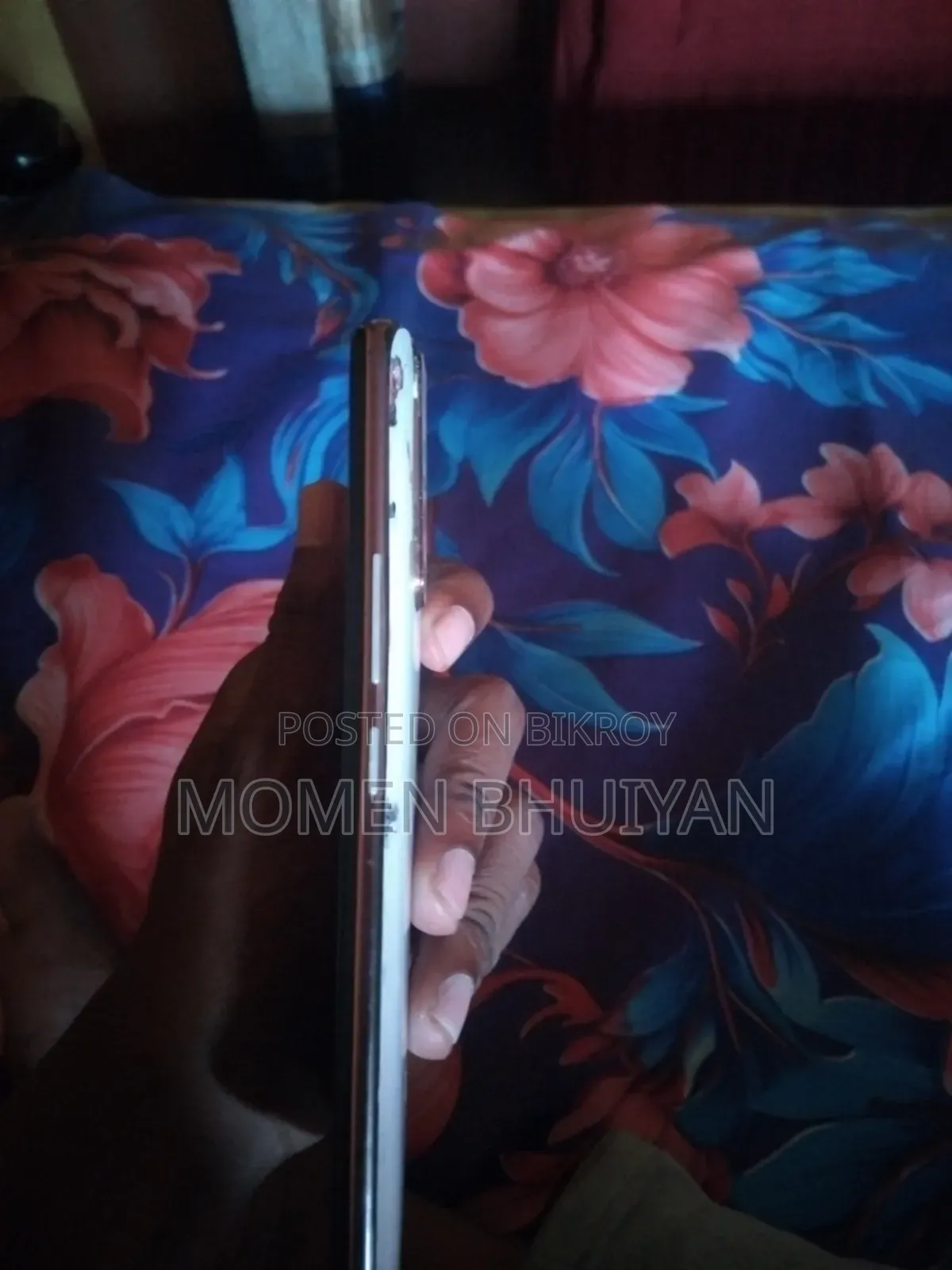 ভিভো ভি১৫ ২৫৬ জিবি হোয়াইট