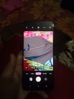 মোটর চলা মোটো জি৬৪ ২৫৬ জিবি লাল