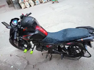 রেঞ্জার ২০১৭ কালো