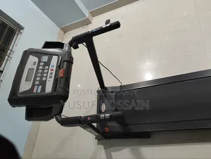 একটি ব্যবহৃত ট্রেডমিল বিক্রয় করা হবে।