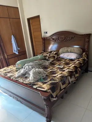 সোফা, বিছানা, সাইড টেবিল সেট