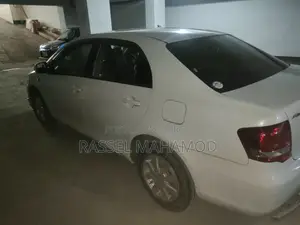 Toyota Axio 1.5 G Two-Wheel Drive 2010 White