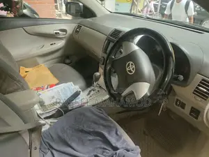 Toyota Axio 1.5 G Two-Wheel Drive 2010 White