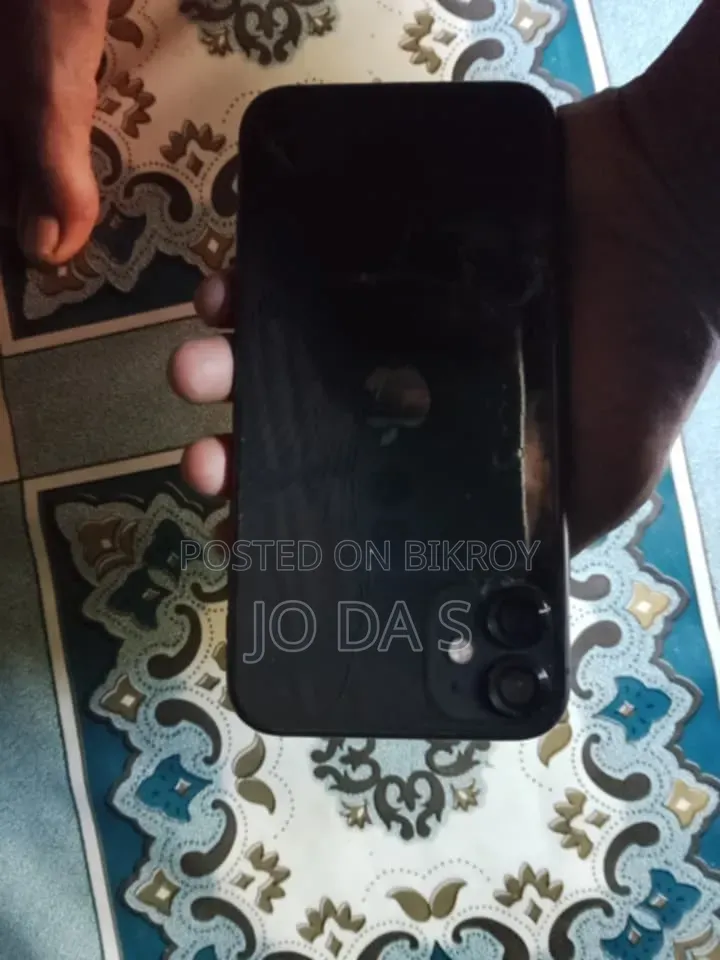 Apple iPhone 11 64 GB Black