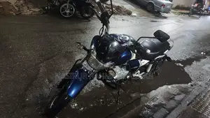 Bajaj V15 ২০১৭ কালো
