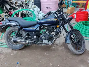 বাজাজ অ্যাভেঞ্জার ১৫০ স্ট্রিট ২০১৭ ব্লু