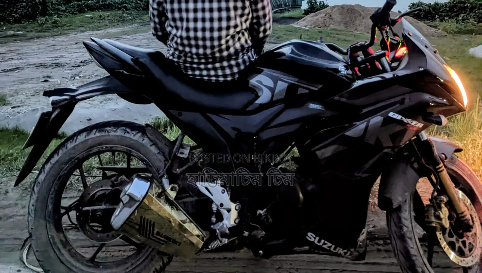 সুজুকি জিক্সার এসএফ ২০১৮ ব্ল্যাক