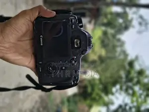 ক্যানন ৬ডি বডি ৫০ মিমি প্রাইম লেন্স