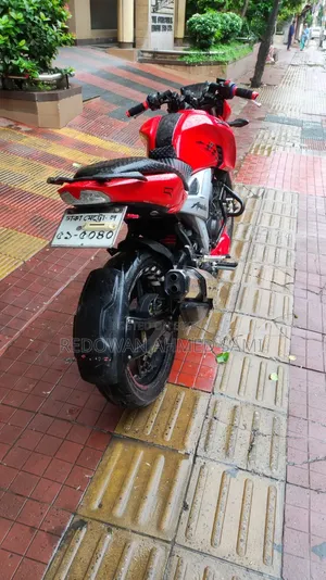 টিভিএস আপাচে ১৬০ ৪ভি ২০১৯ লাল