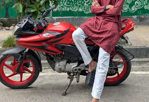 Honda 2009 Red