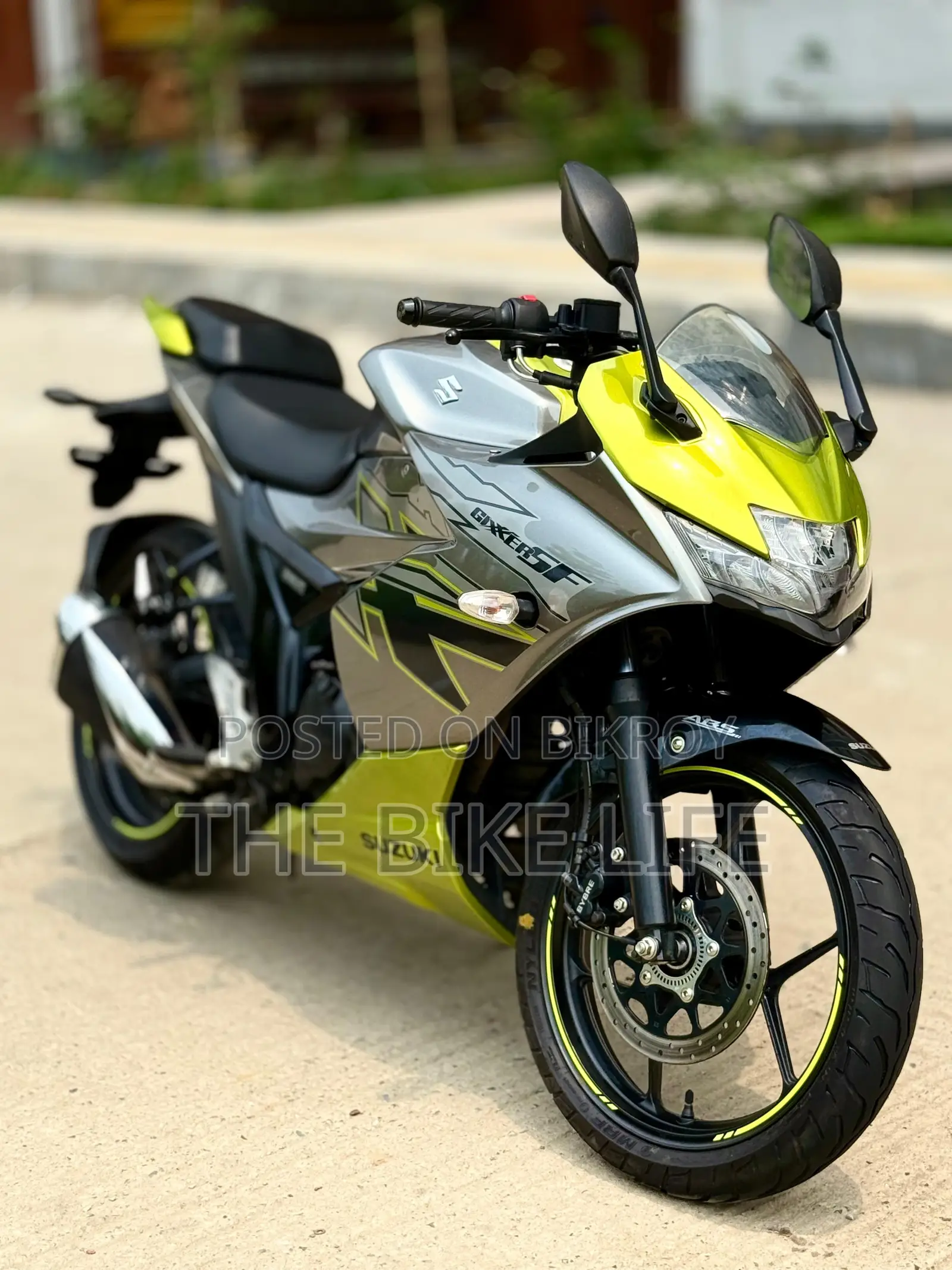 Suzuki Gixxer SF 2026 Gray