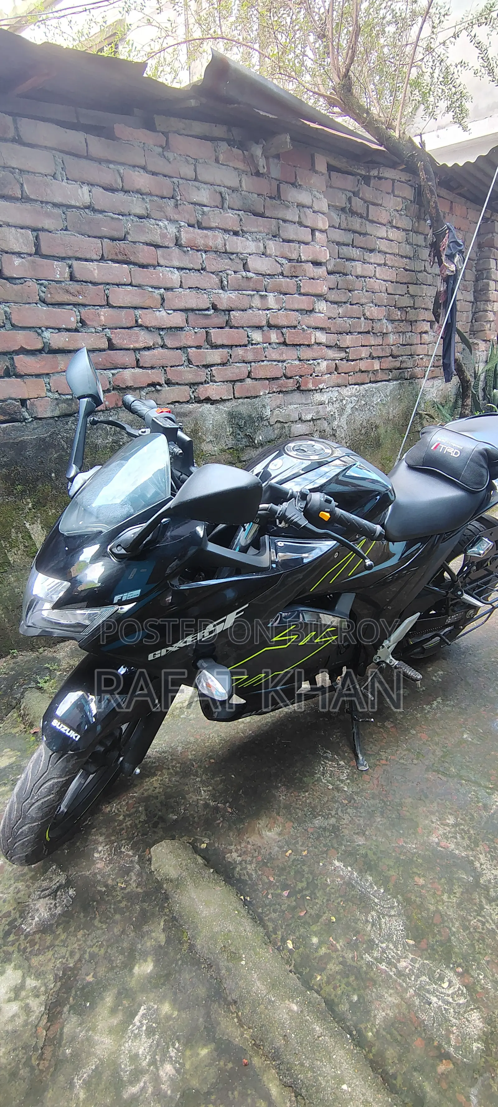 সুজুকি জিক্সার এসএফ ২০২৫ ব্ল্যাক
