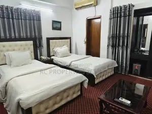 উত্তরায় ১৩০০০ বর্গফুট ৫ম তলা রেডি চমৎকার হোটেল ভাড়া