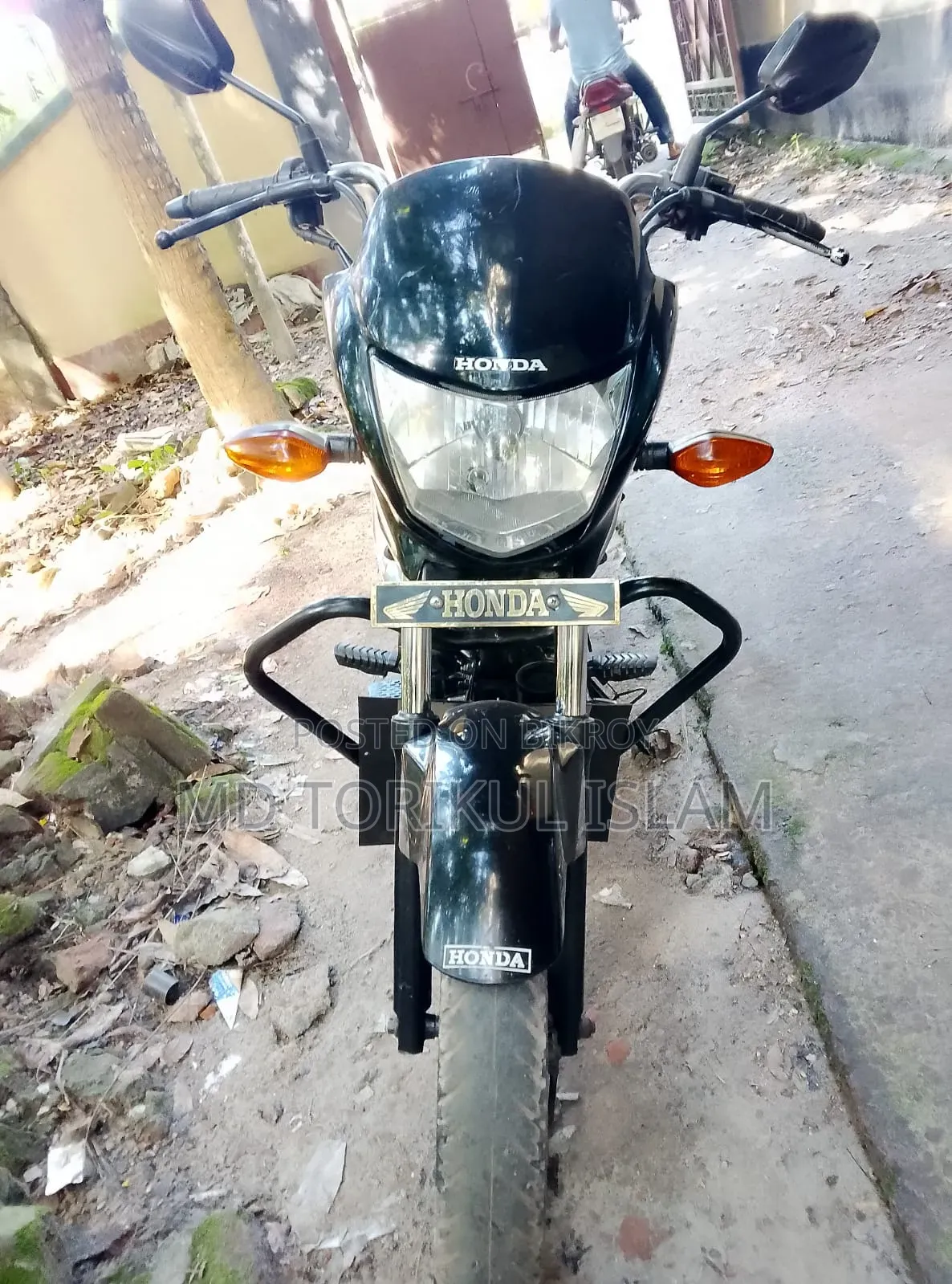 হোন্ডা ড্রিম নিও ২০১৮ কালো