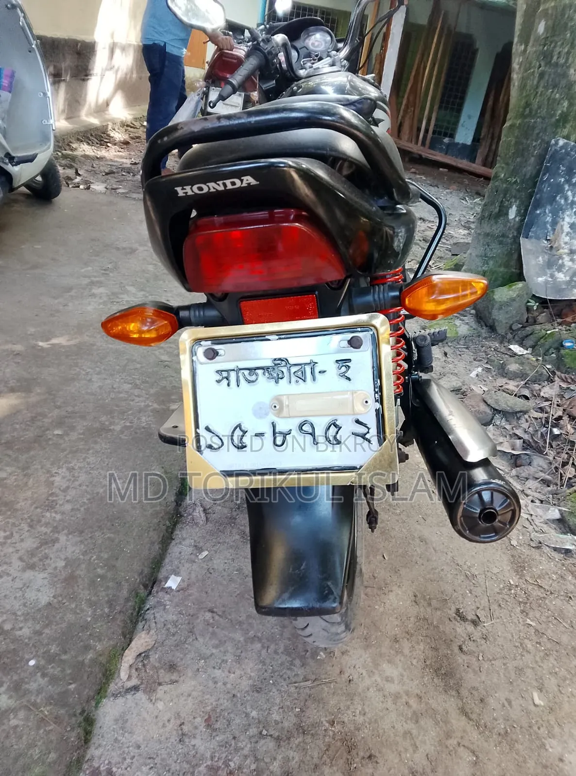 হোন্ডা ড্রিম নিও ২০১৮ কালো