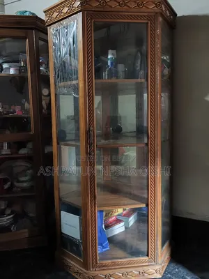 কর্নার এর থেকে শোকেজ বেশি