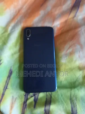 স্যামসাং গ্যালাক্সি এম১০ ১৬ জিবি নীল