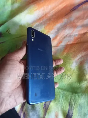 স্যামসাং গ্যালাক্সি এম১০ ১৬ জিবি নীল