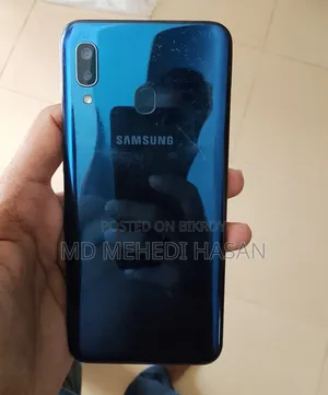 Samsung Galaxy A20 32 GB Blue