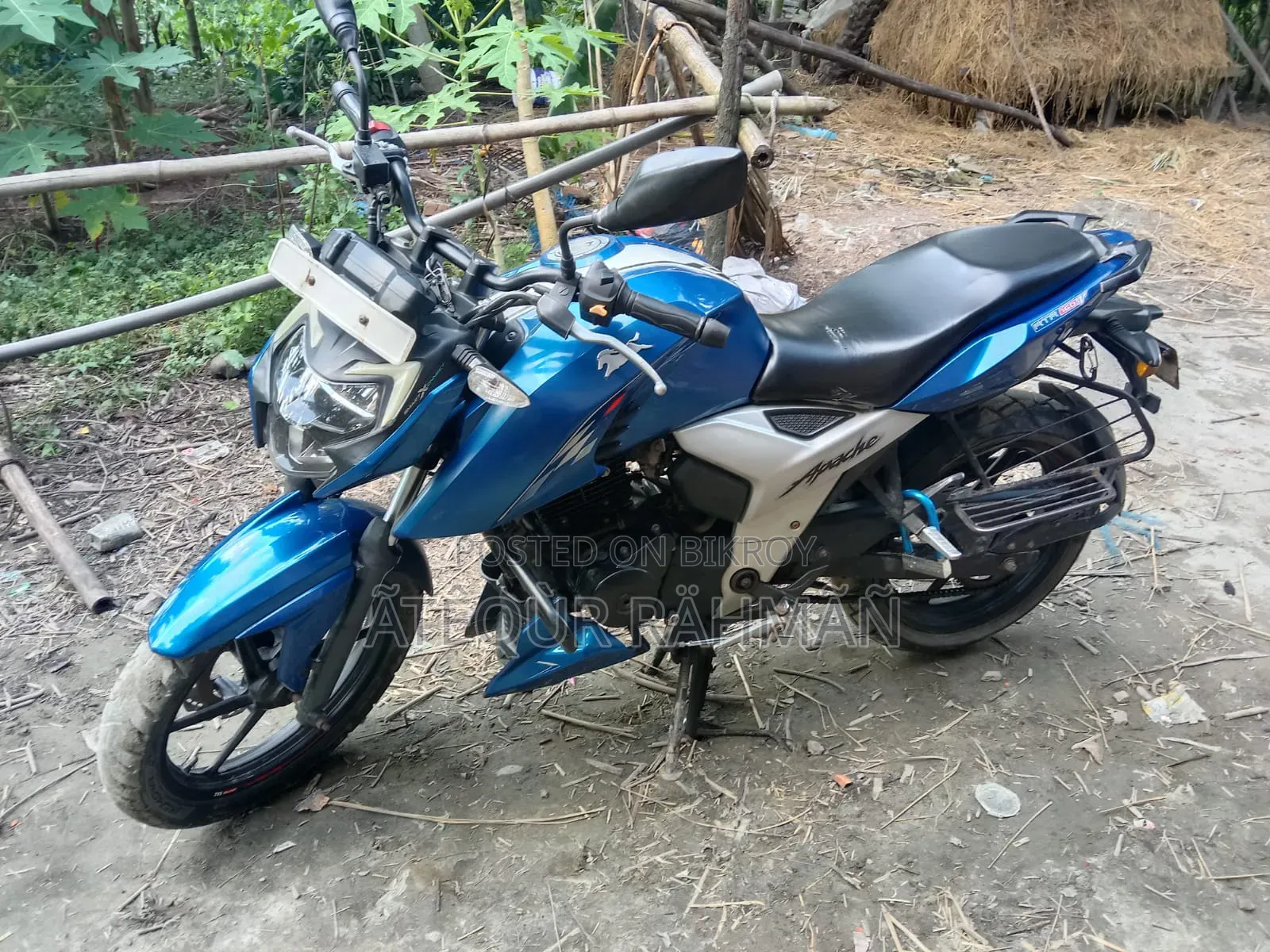 TVS Apache RTR 160 4V 2024 Blue