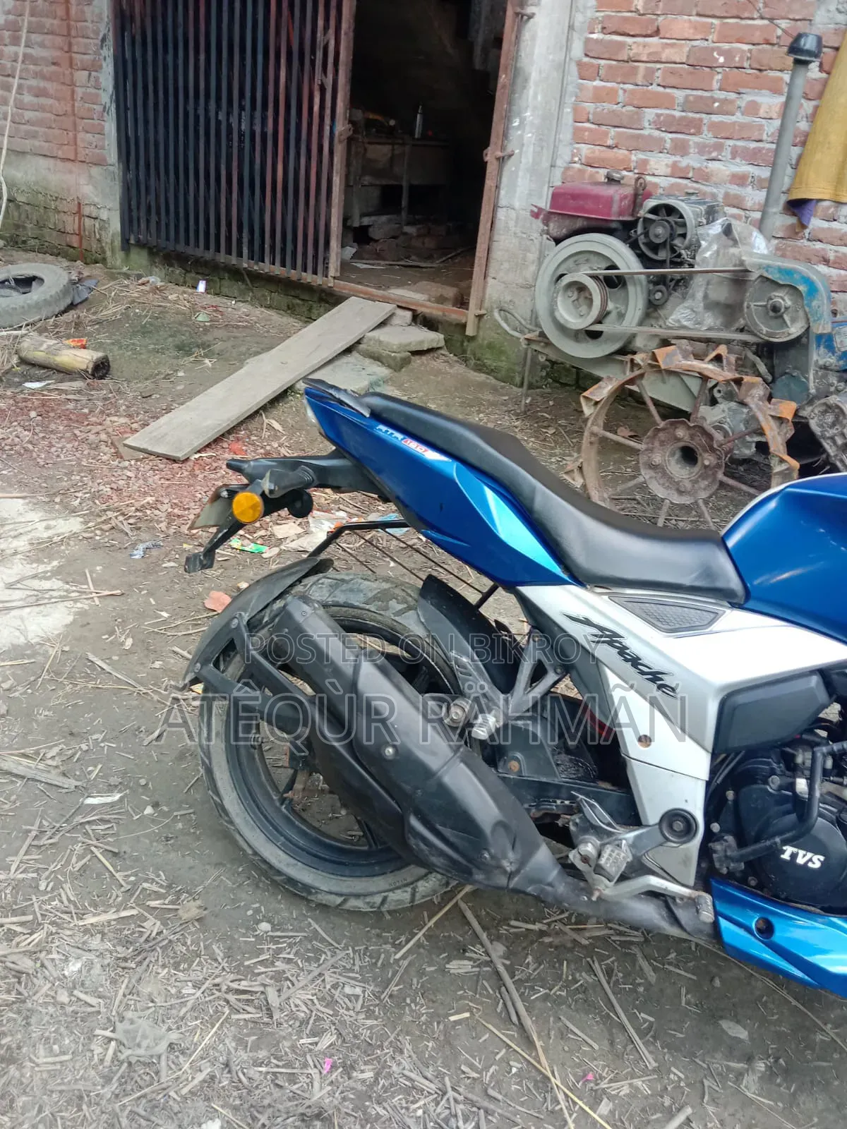 TVS Apache RTR 160 4V 2024 Blue