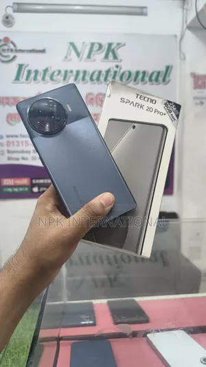 টেকনো স্পার্ক ২০ প্রো প্লাস ২৫৬ জিবি ব্ল্যাক