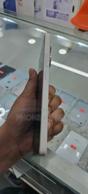 শাওমি রেডমি নোট ১৩ ২৫৬ জিবি হোয়াইট
