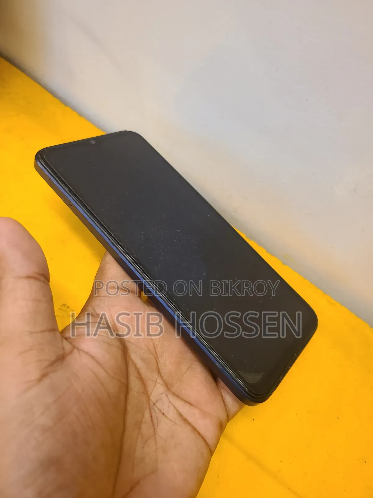অপ্পো এ১৭ ৬৪ জিবি নীল