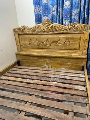 ৫/৭ ফিট খাট