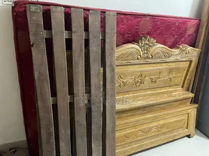 ৫/৭ ফিট খাট