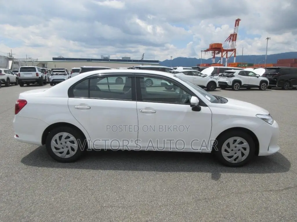 Toyota Axio 2021 White
