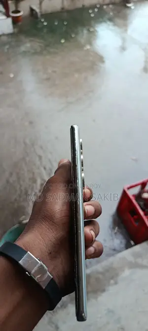 টেকনো ক্যামন ৪০ প্রো ফোরজি ২৫৬ জিবি ব্লু