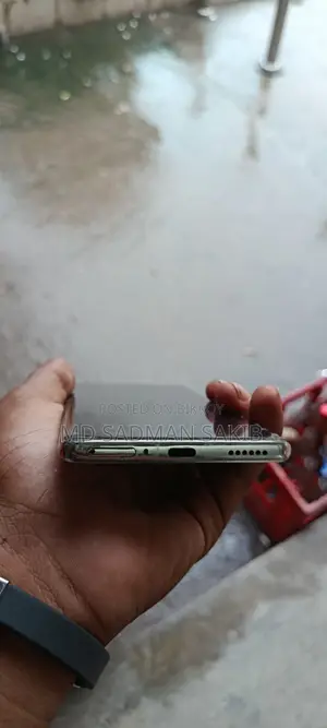 টেকনো ক্যামন ৪০ প্রো ফোরজি ২৫৬ জিবি ব্লু