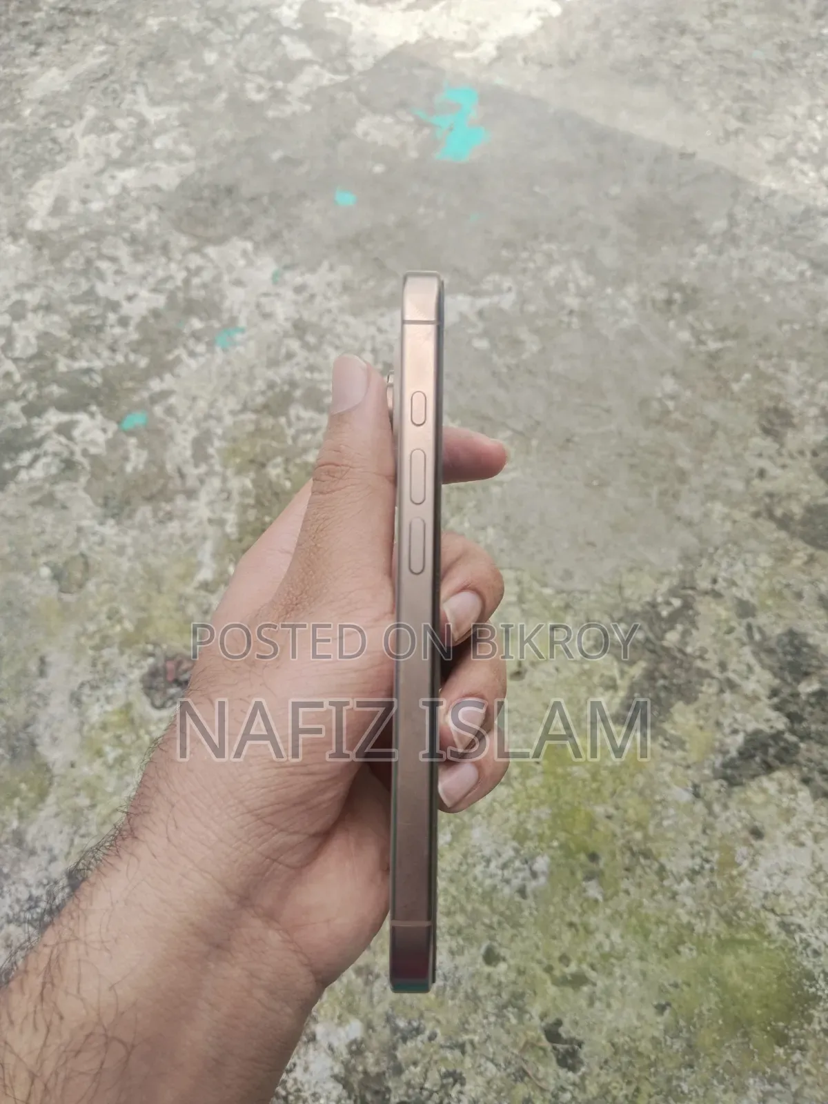 Apple iPhone 16 Pro 128 GB Gold