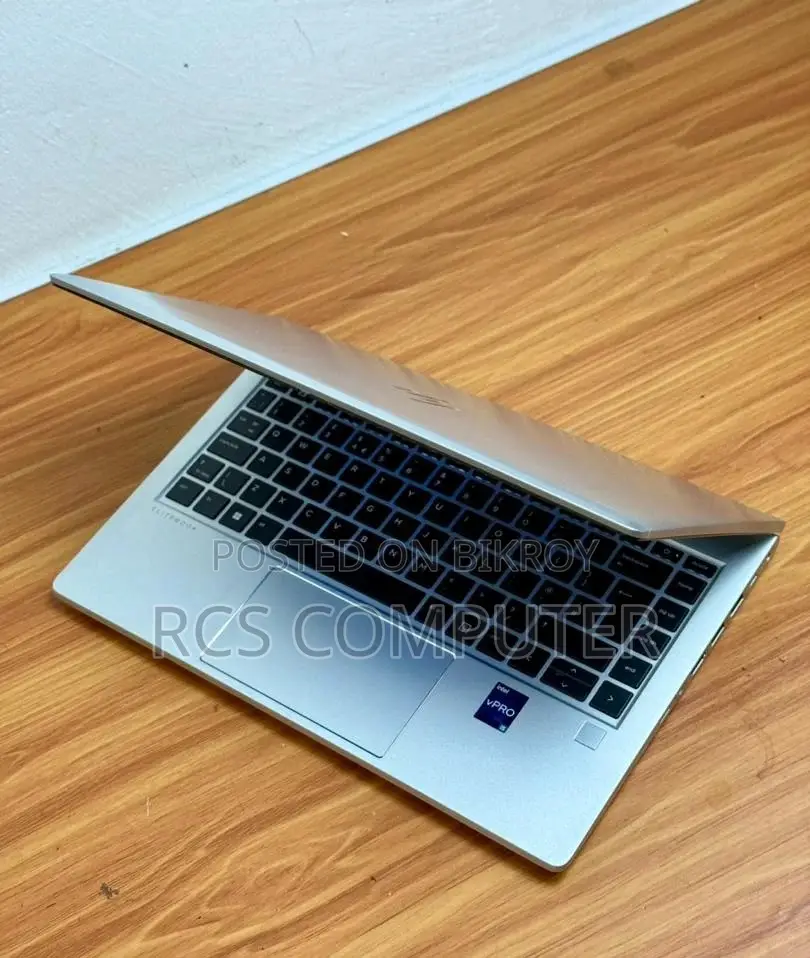 Laptop HP EliteBook 640 G9 16GB Intel Core i5 SSD 16 GB