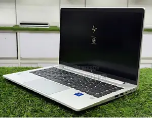 Laptop HP EliteBook 640 G9 16GB Intel Core i5 SSD 16 GB