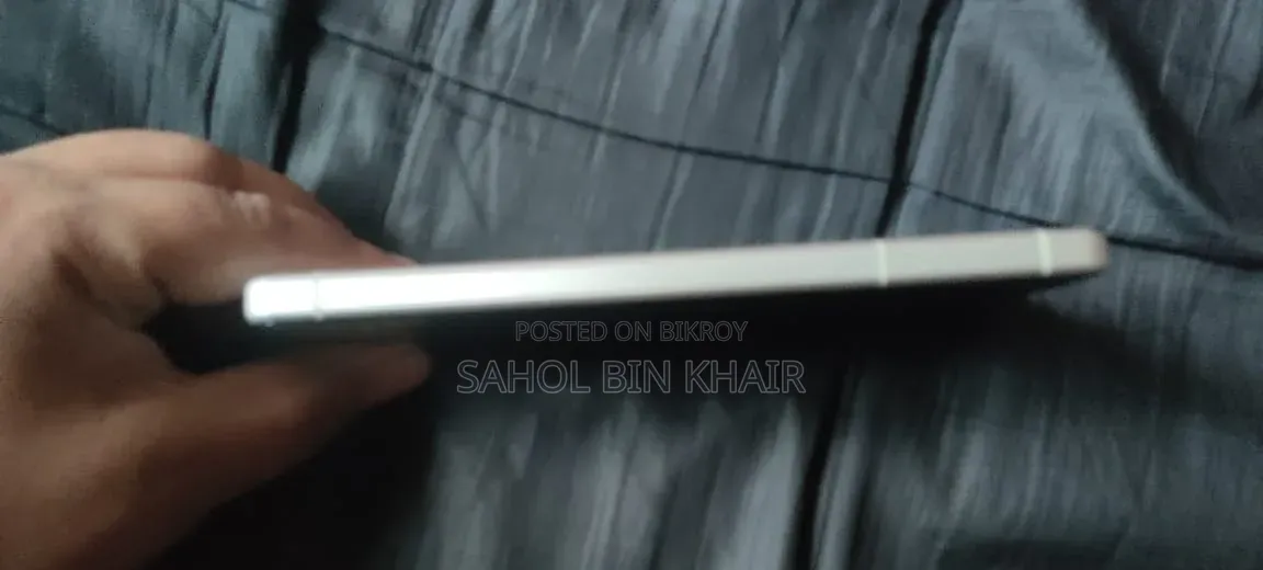 সনি এক্সপেরিয়া ৫ আইভি ১২৮ জিবি সাদা